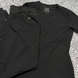 Barco one size M black top 
Size L black pants